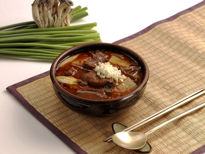 Yukgaejang: A Fiery Hug in a Bowl, From Korea to Your Kitchen