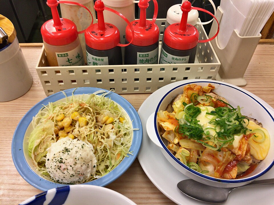Chuncheon's Fiery Secret: Unveiling the Delicious Layers of Dakgalbi